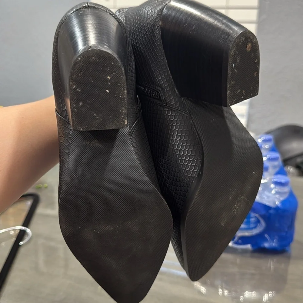 Yellow box black  Rohane ankle bootie size 9.5